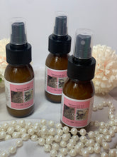 Load image into Gallery viewer, Deodoriser spray for pet beds/rooms - For pampered pets