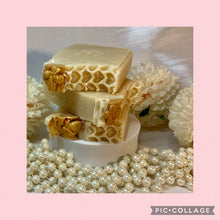 Load image into Gallery viewer, Honey Bee Silk Soap