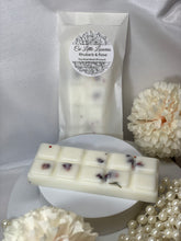 Load image into Gallery viewer, Rhubarb & Rose Wax Melts