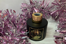 Load image into Gallery viewer, Christmas Tree Diffuser