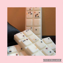 Load image into Gallery viewer, Hal fetti Wax Melts