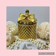 Load image into Gallery viewer, Royal Gold Geo Candle