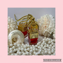 Load image into Gallery viewer, Xmas Scents - Car/Wardrobe Diffuser Pack