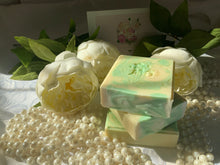 Load image into Gallery viewer, Fresh Mint Silk Soap