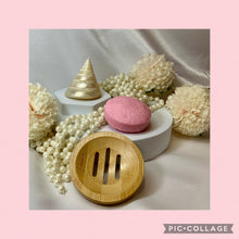 Load image into Gallery viewer, Strawberry Kisses Shampoo Bar