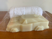 Load image into Gallery viewer, Mens Car Soaps Gift pack - Honey, Milk and Oatmeal Soap with wash cloth