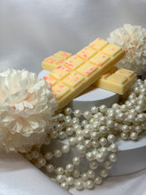 Load image into Gallery viewer, Mango Salsa Wax Melts