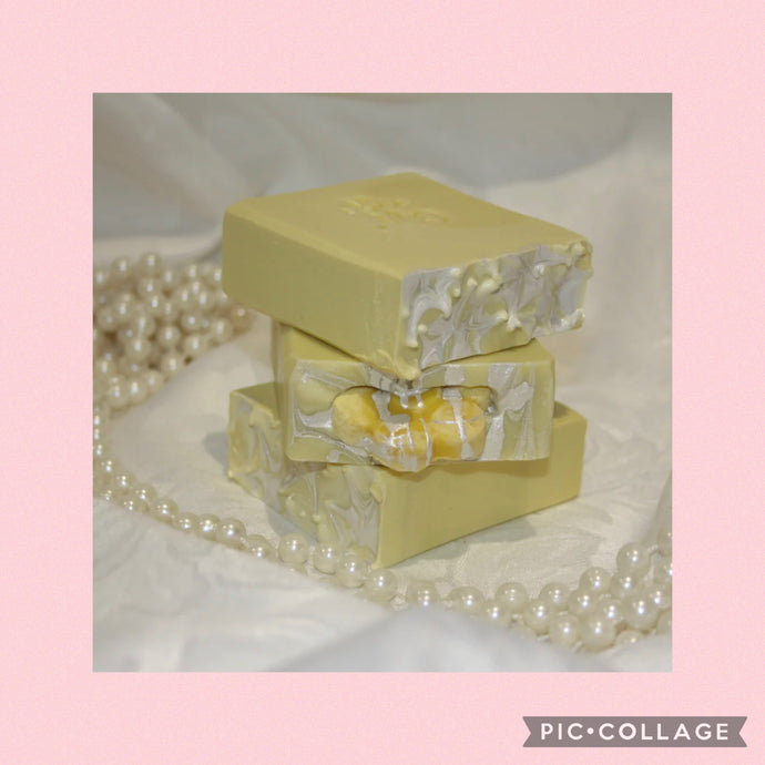 Whoopsadaisy Luxury Silk Soap.
