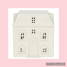 Load image into Gallery viewer, The Town House Burner with Wax Melts gift set