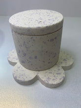 Load image into Gallery viewer, White &amp; Lilac terrazzo desk top pot / succulent planter with Daisy shape coaster