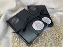 Load image into Gallery viewer, Rose Velvet Wax Melts