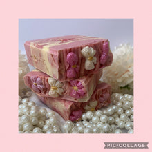 Load image into Gallery viewer, Soapy Gift Set
