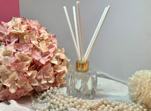 Load image into Gallery viewer, Rose Fragrance - Cut Glass Diffusers